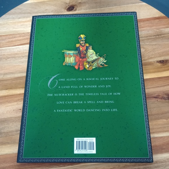 The Nutcracker: A Young Reader's Edition of the Holiday Classic HC Christmas - Picture 6 of 7